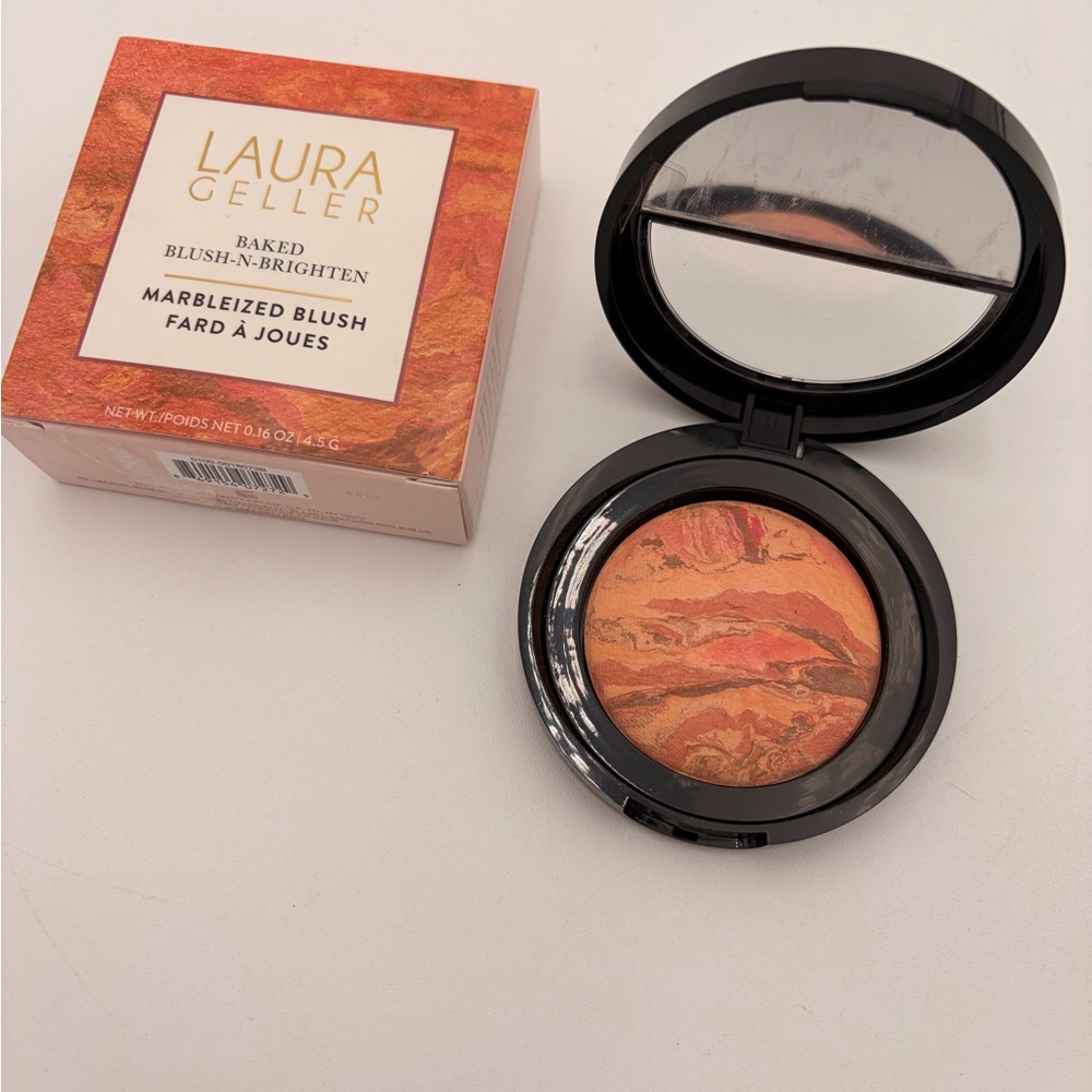 Laura Geller Marbleized Blush Beachy Horizon